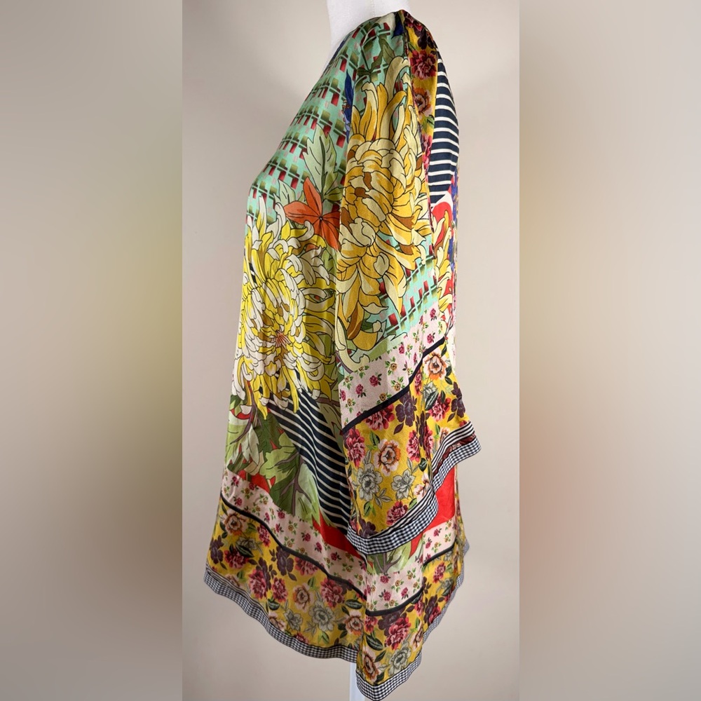 Johnny Was Multicolor Floral V-Neck Silk Tunic, Size Small, NWOT - Picture 7 of 13